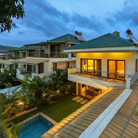 Elivaas 3 Bhk With Pvt Pool - Azalea Villa Siolim Exterior photo