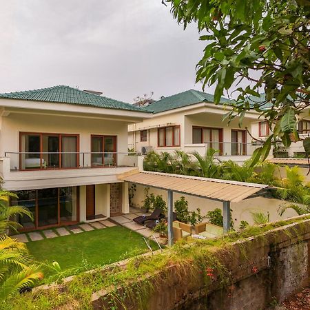 Elivaas 3 Bhk With Pvt Pool - Azalea Villa Siolim Exterior photo