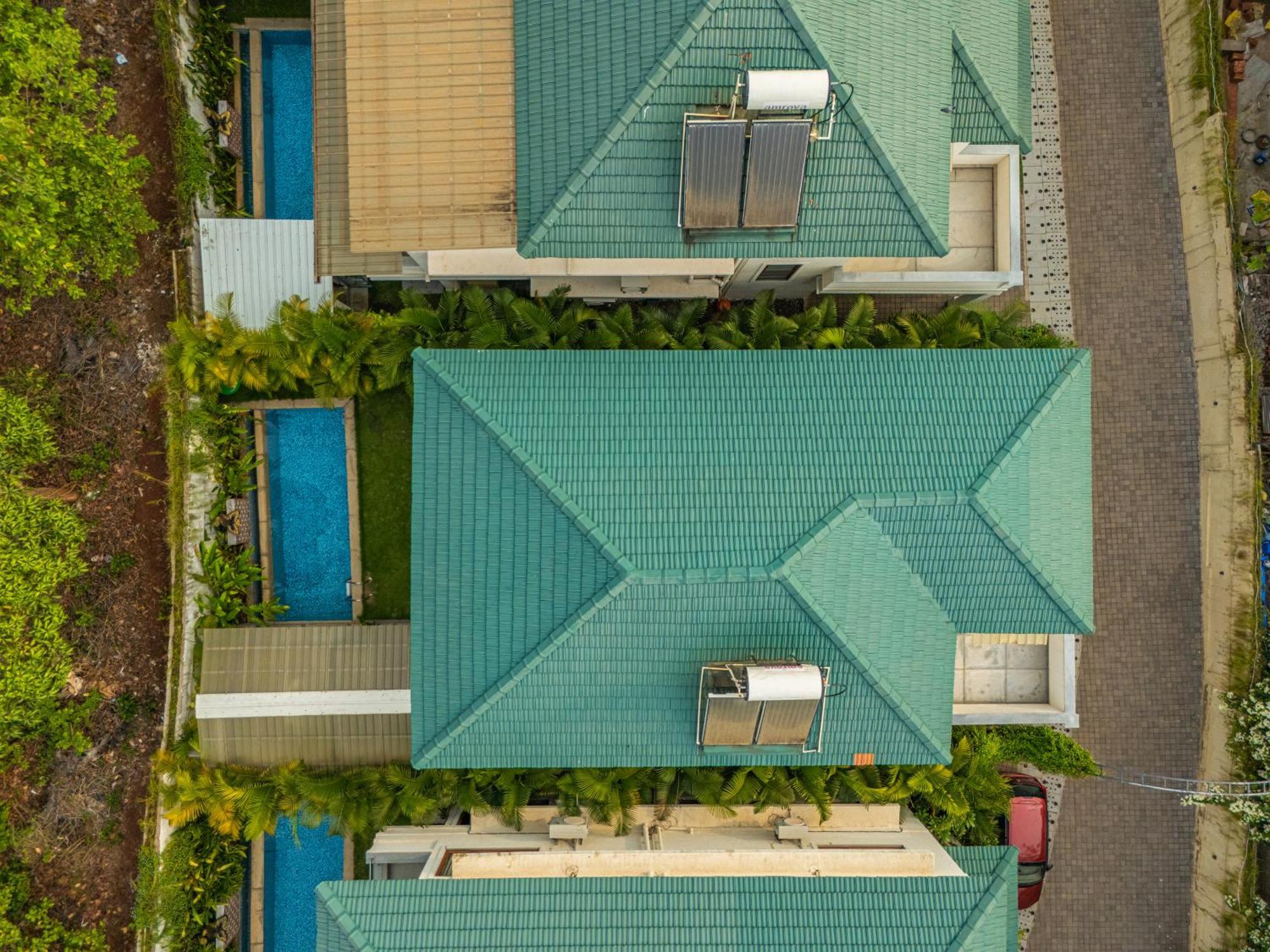 Elivaas 3 Bhk With Pvt Pool - Azalea Villa Siolim Exterior photo