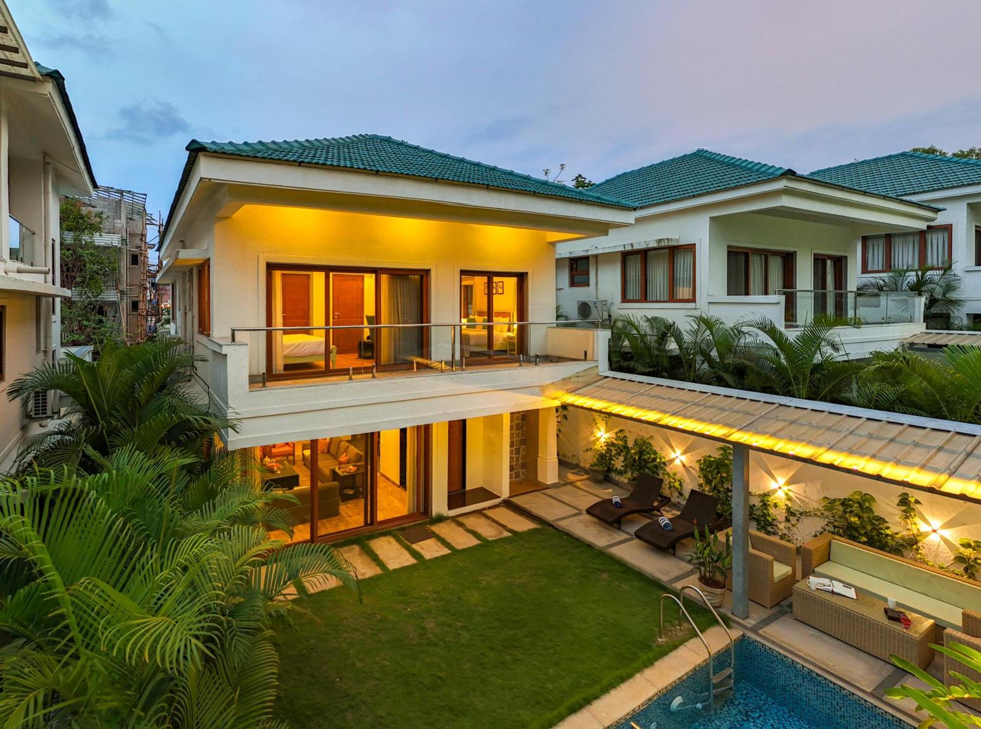 Elivaas 3 Bhk With Pvt Pool - Azalea Villa Siolim Exterior photo