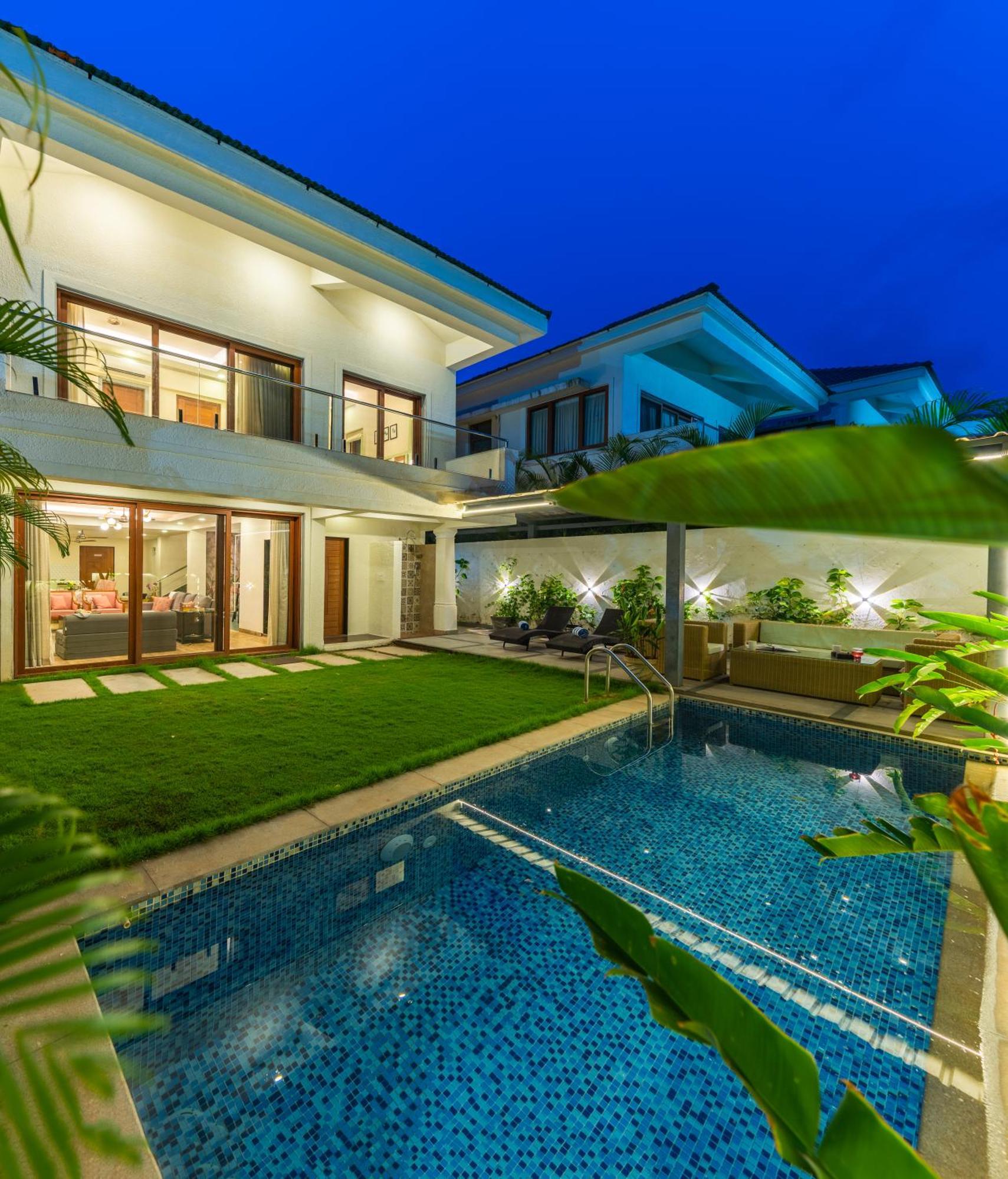 Elivaas 3 Bhk With Pvt Pool - Azalea Villa Siolim Exterior photo