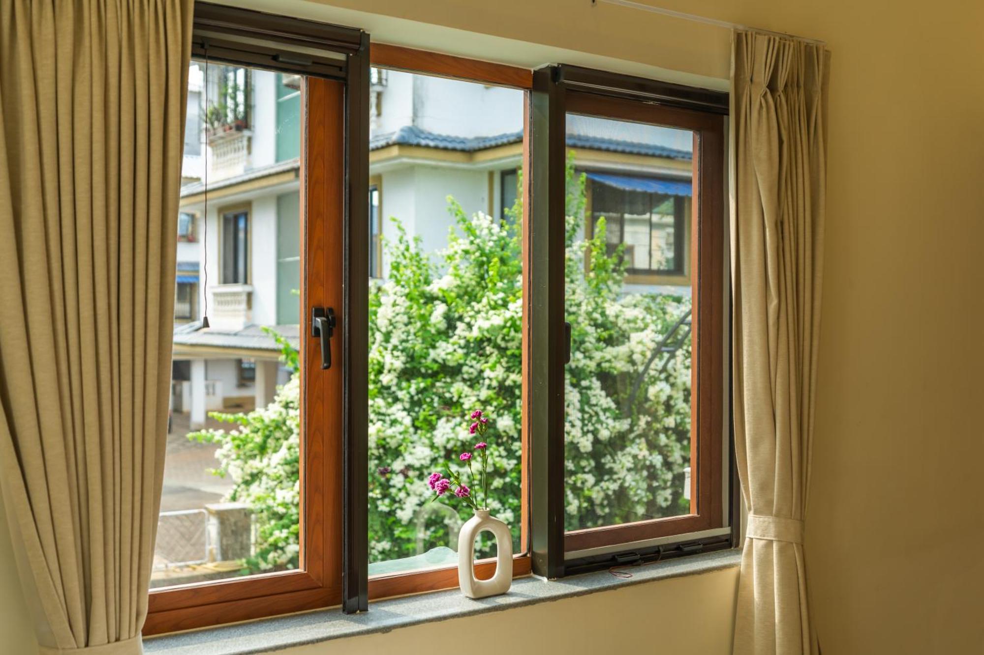 Elivaas 3 Bhk With Pvt Pool - Azalea Villa Siolim Exterior photo