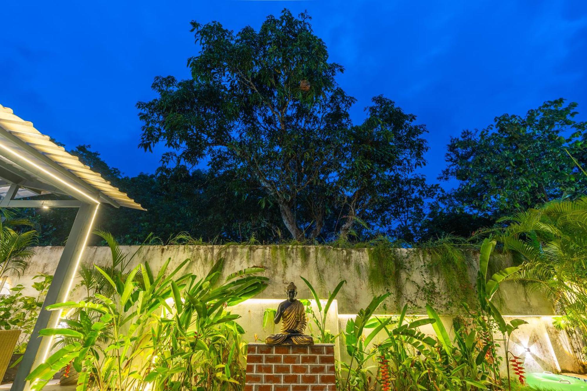 Elivaas 3 Bhk With Pvt Pool - Azalea Villa Siolim Exterior photo