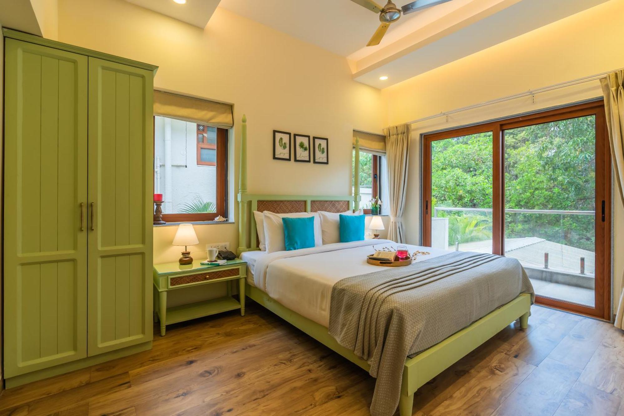 Elivaas 3 Bhk With Pvt Pool - Azalea Villa Siolim Exterior photo