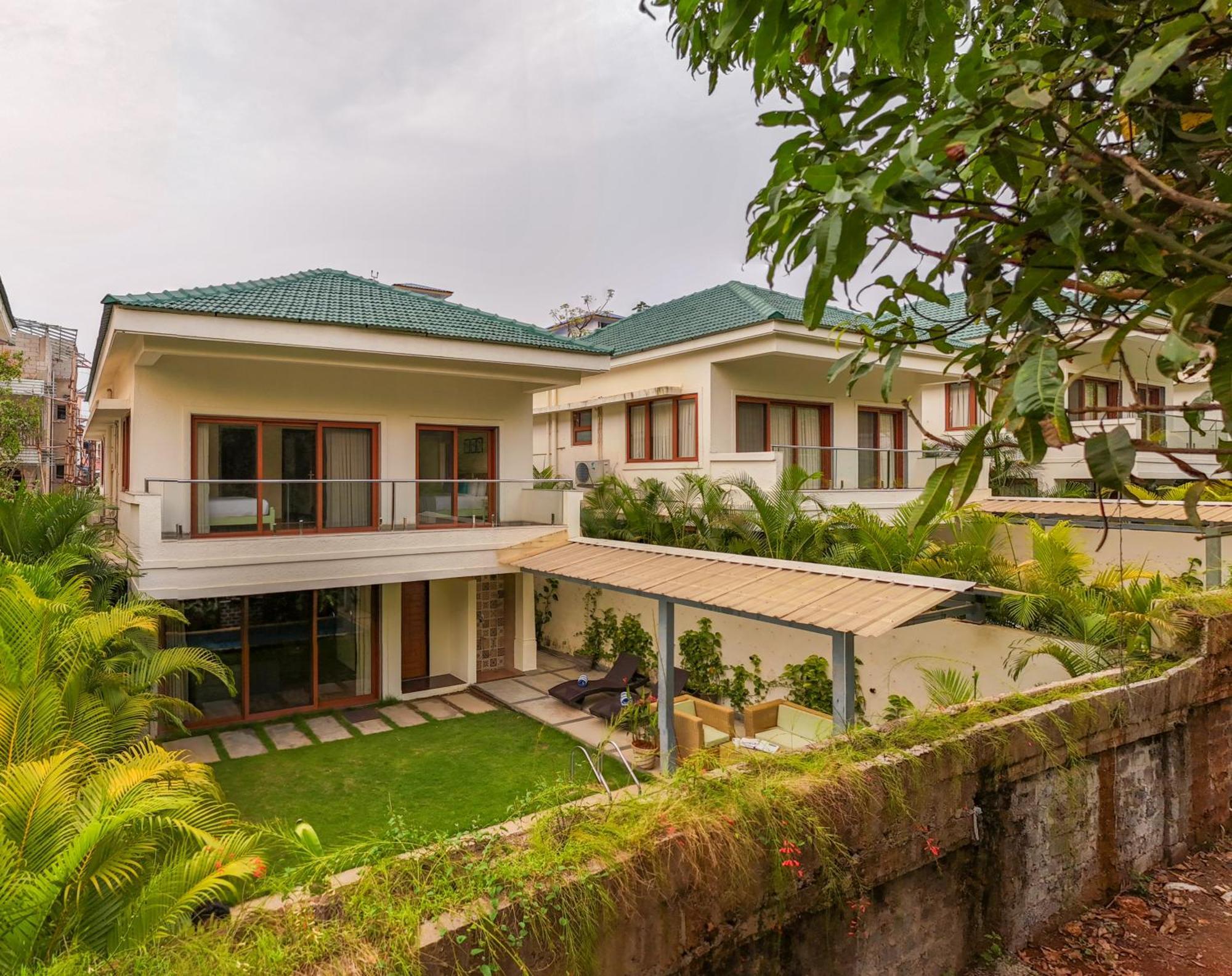 Elivaas 3 Bhk With Pvt Pool - Azalea Villa Siolim Exterior photo